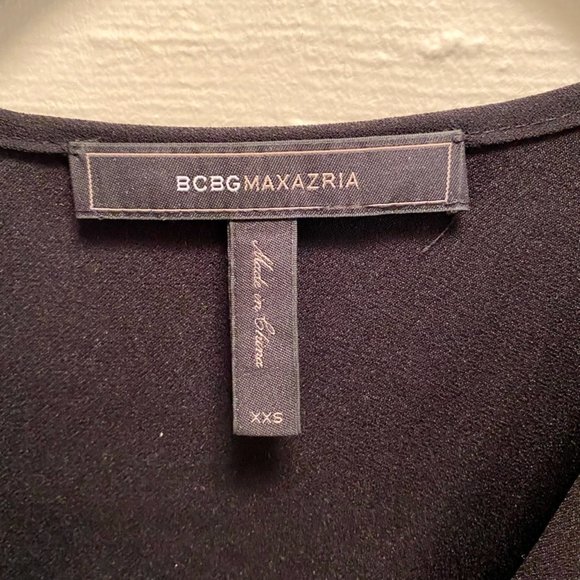 Black Asymmetrical Long V-Neck Top - Picture 5 of 7